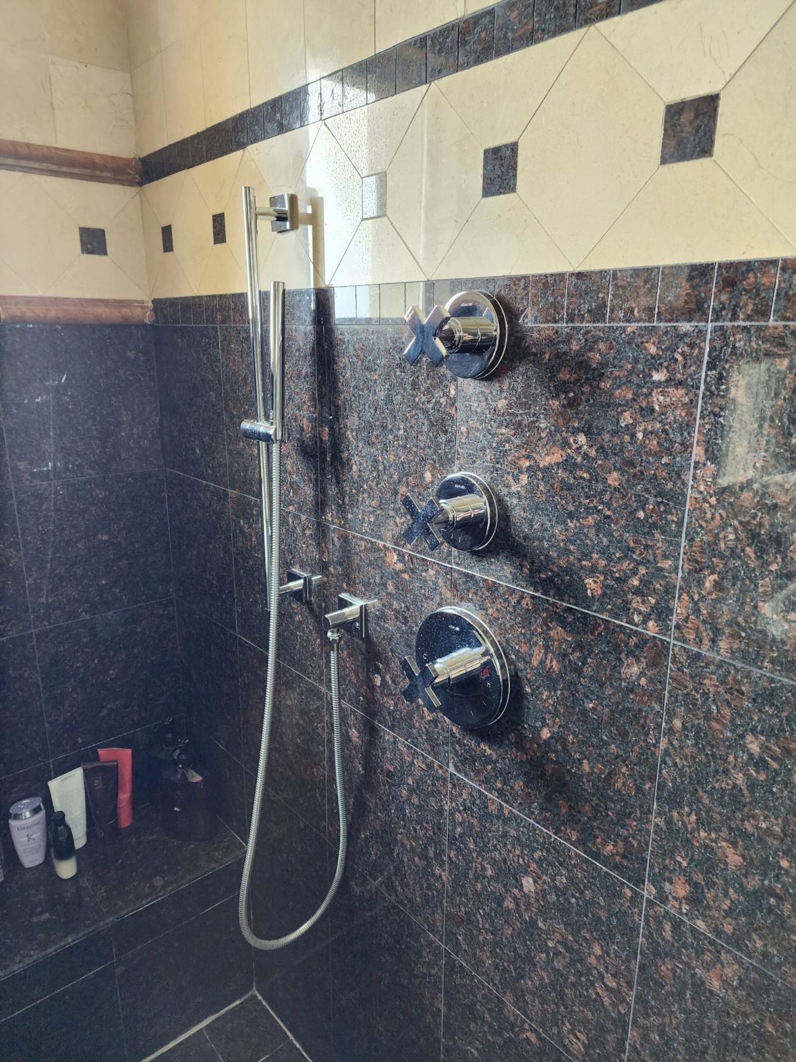 Shower-valve