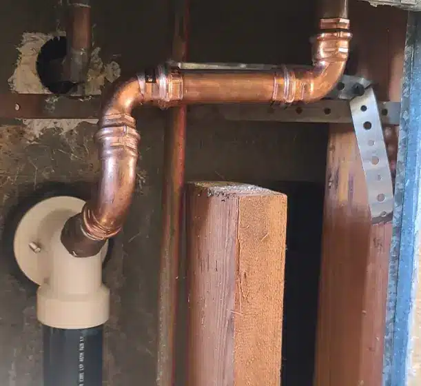leaky pipe repairs work in Garden Grove leaky pipe repairs work in Garden Grove